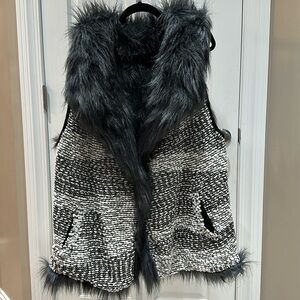 XL Faux Fur Vest with Gold Sequins